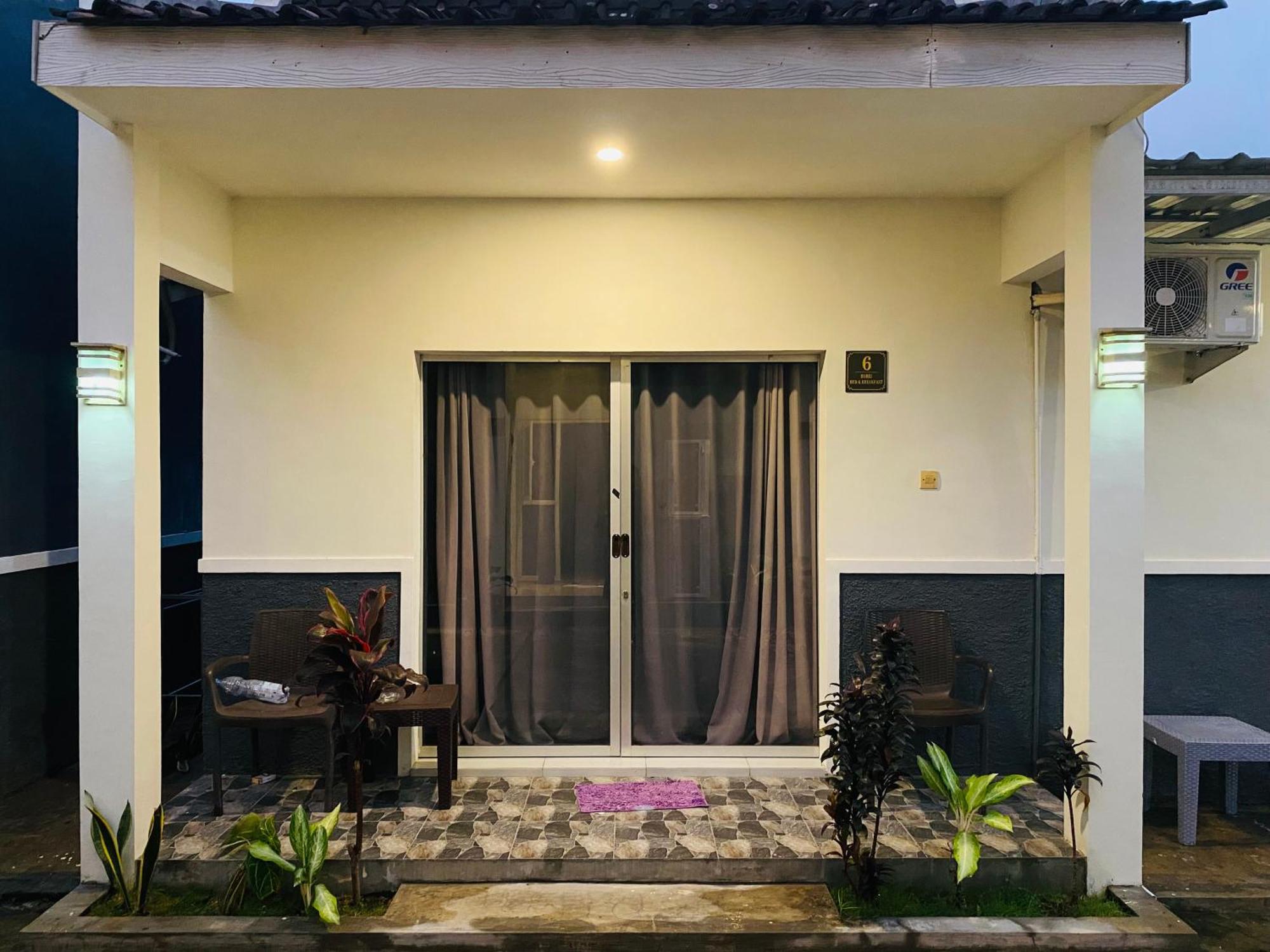 Robiu Bed & Breakfast Бануванги Екстериор снимка
